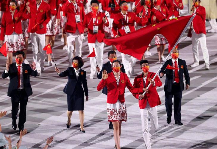 东京奥运开幕式各个国家旗手