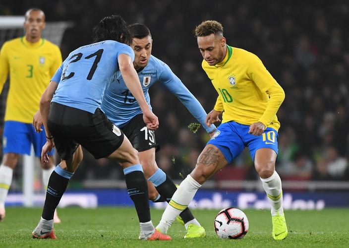 巴西vs乌拉圭录像回放